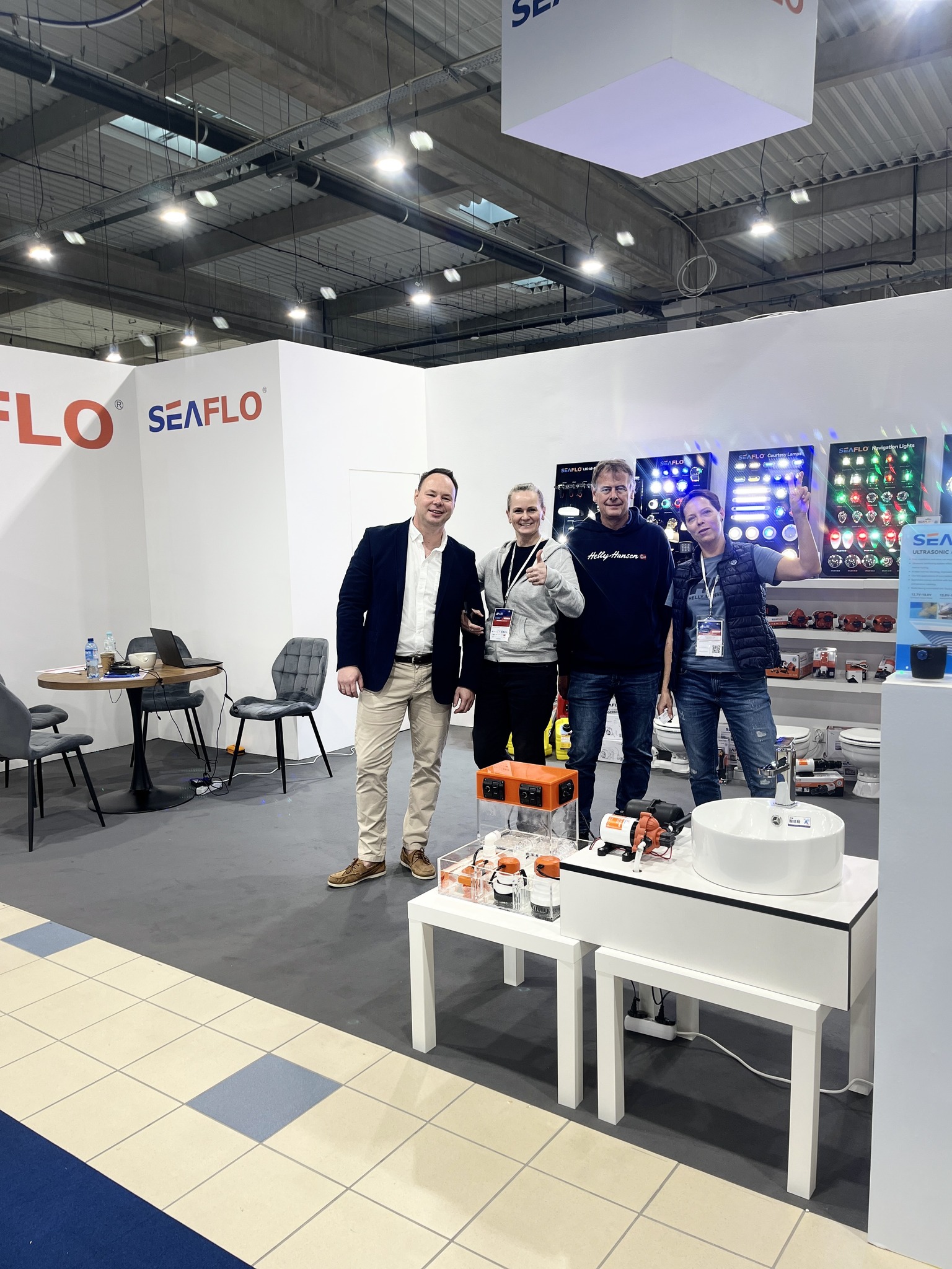 Stoisko Jachting.pl i SEAFLO na Poland Boat Show 2025